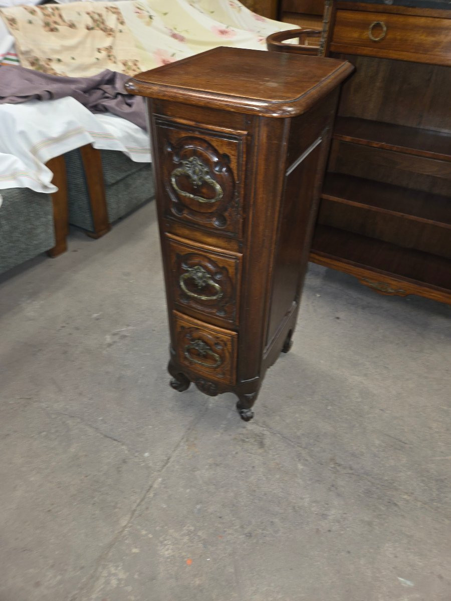 Meuble 3 tiroirs galbes de style louis XIV du 19eme siècle en noyer et chêne -photo-7