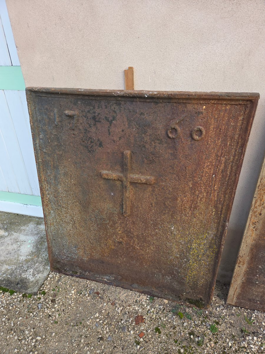 18th-century Fireplace Plaque From A Former Monastery In Haute-marne -photo-4