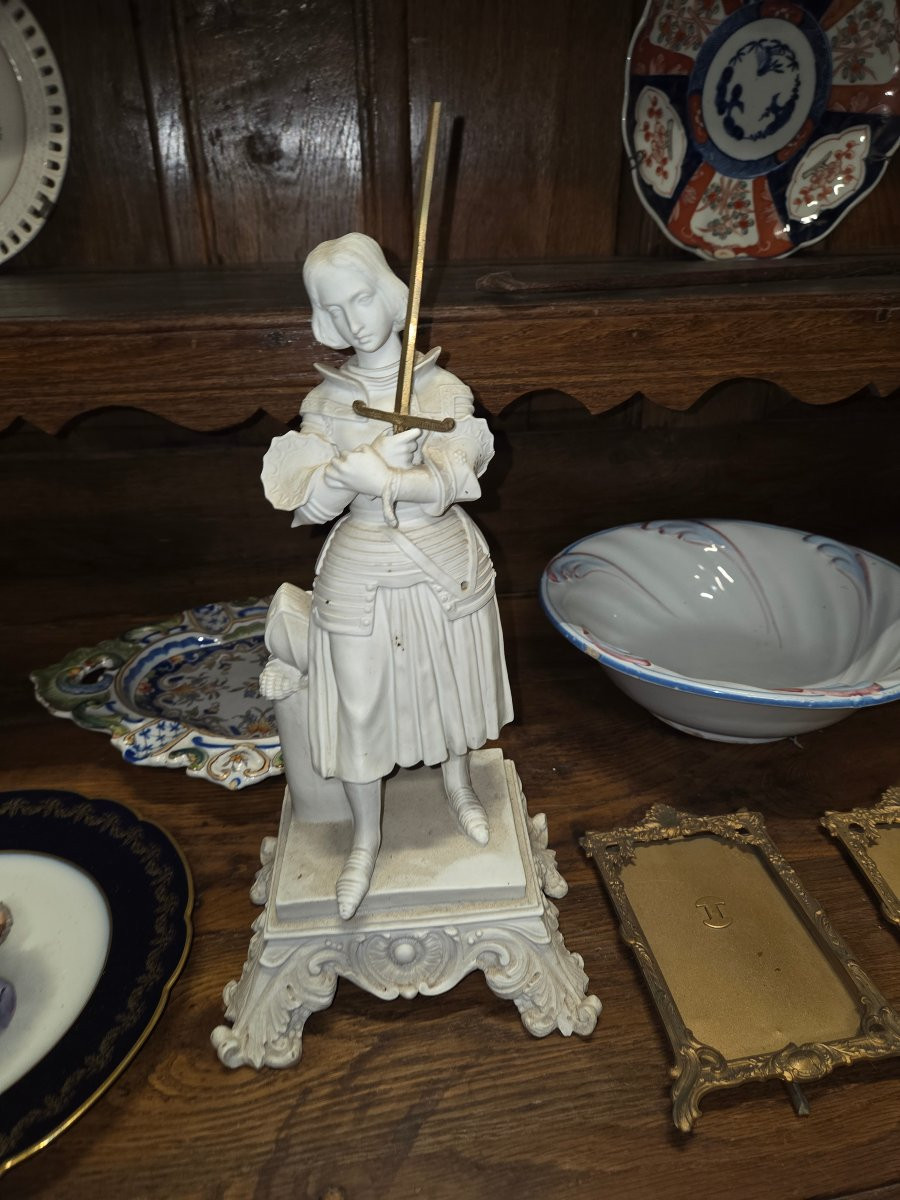 Statue de Jeanne d'arc en biscuit fin 19eme -photo-2
