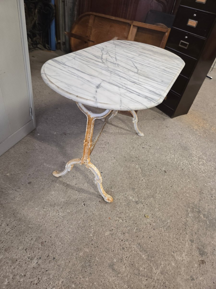 1950s Bistro Table With Oval Marble Top And Cast Iron Base-photo-3