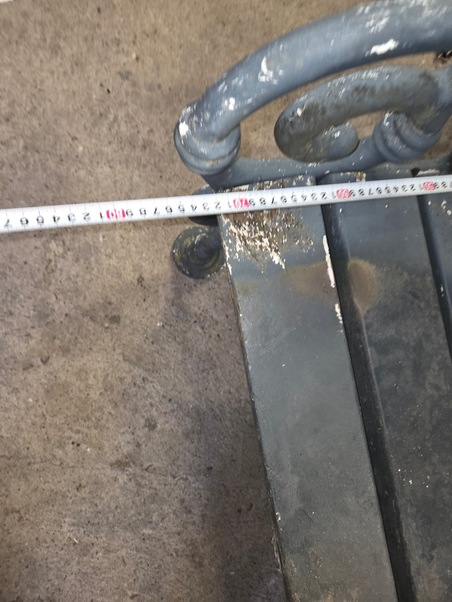 Banc de jardin pietement en fonte et bois des années 60-photo-7