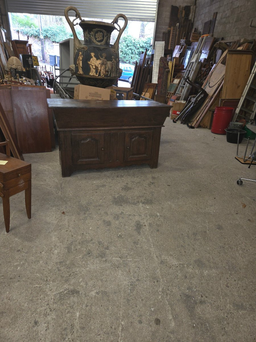 Late 18th-century Lorraine Oak Kneading Trough Buffet -photo-7