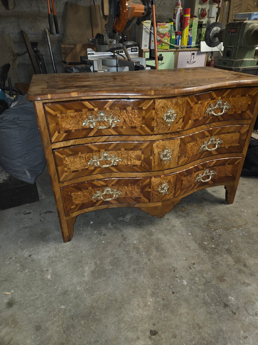 18th Century Alsatian Commode With Curved, Marquetry Details -photo-4