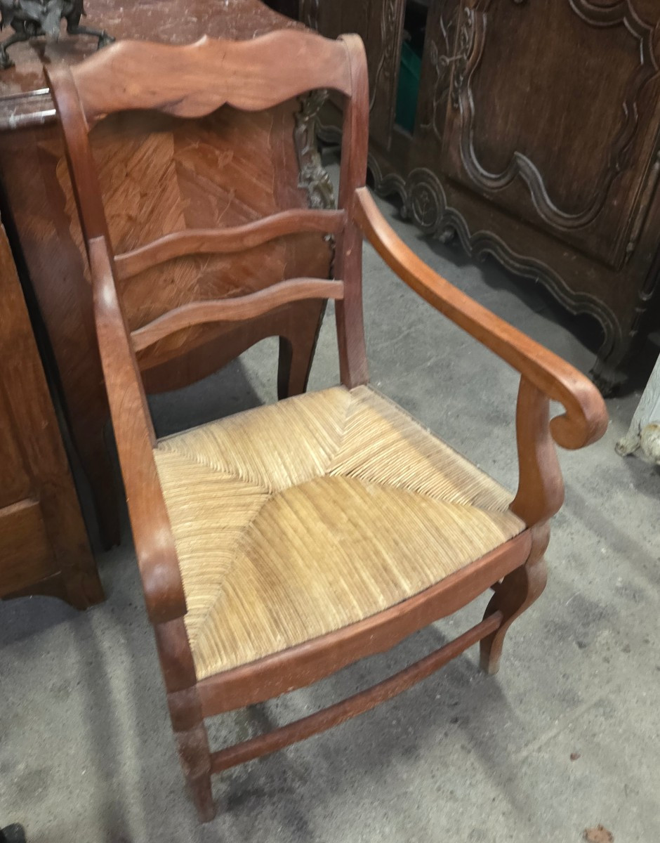 Fauteuil restauration en merisier assise en paille