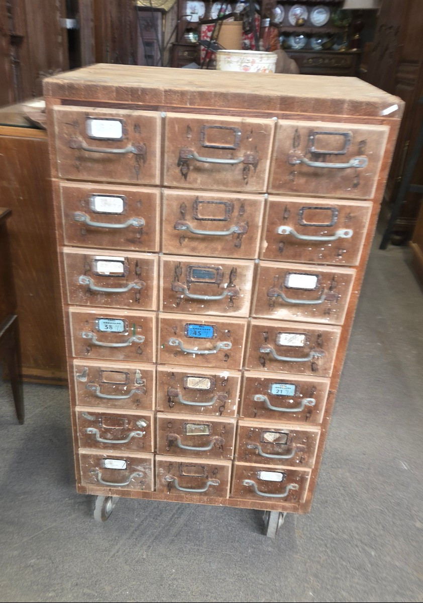 Meubles a tiroirs d'atelier des années 70