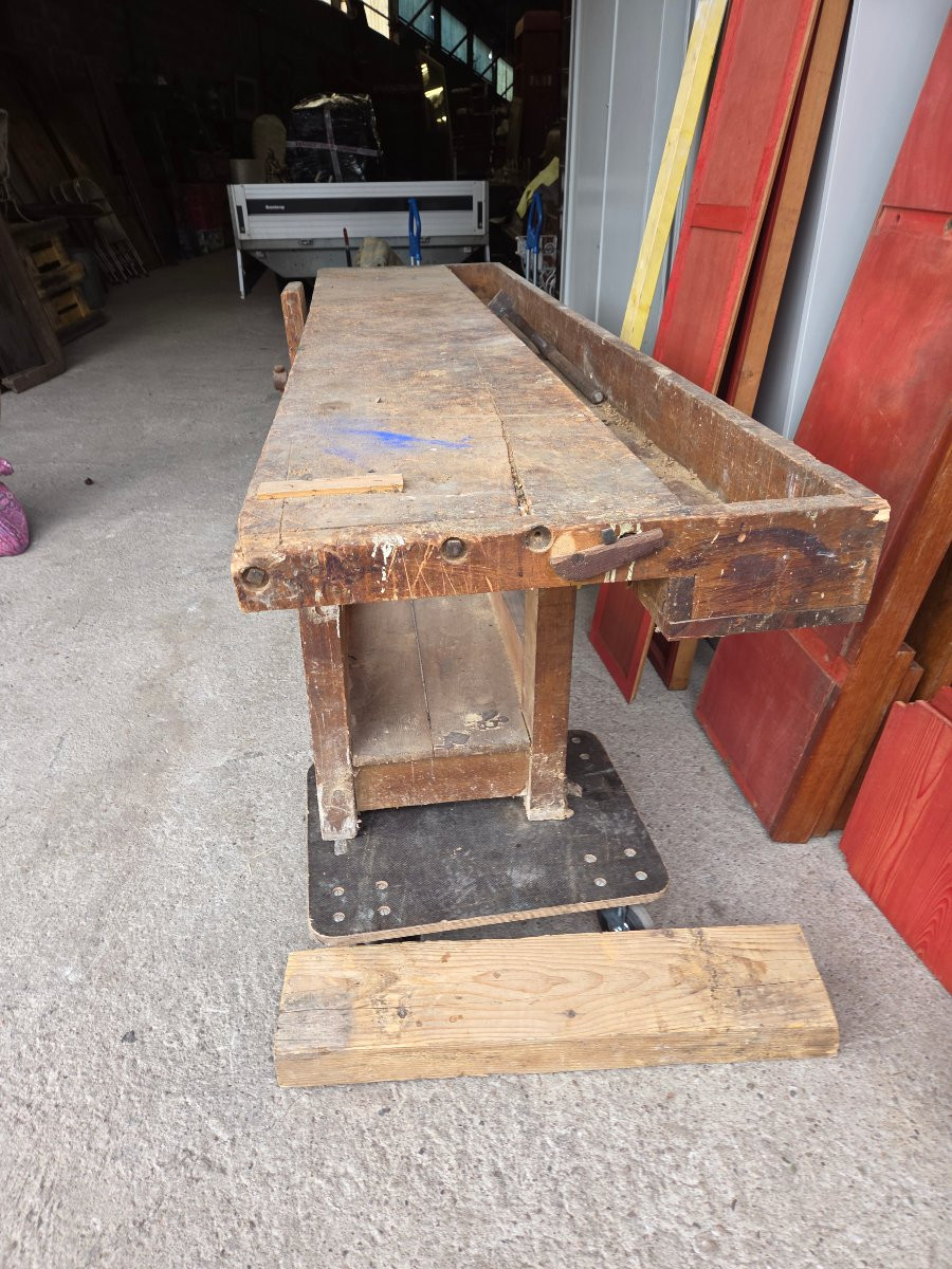 Former Workbench From An Early 20th-century Carpentry Workshop -photo-3