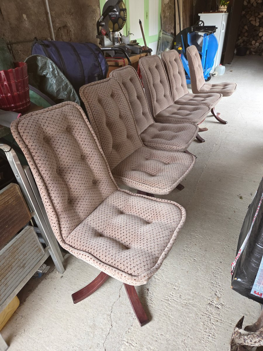 Scandinavian Table And 6 Swivel Chairs From The 70's-photo-2