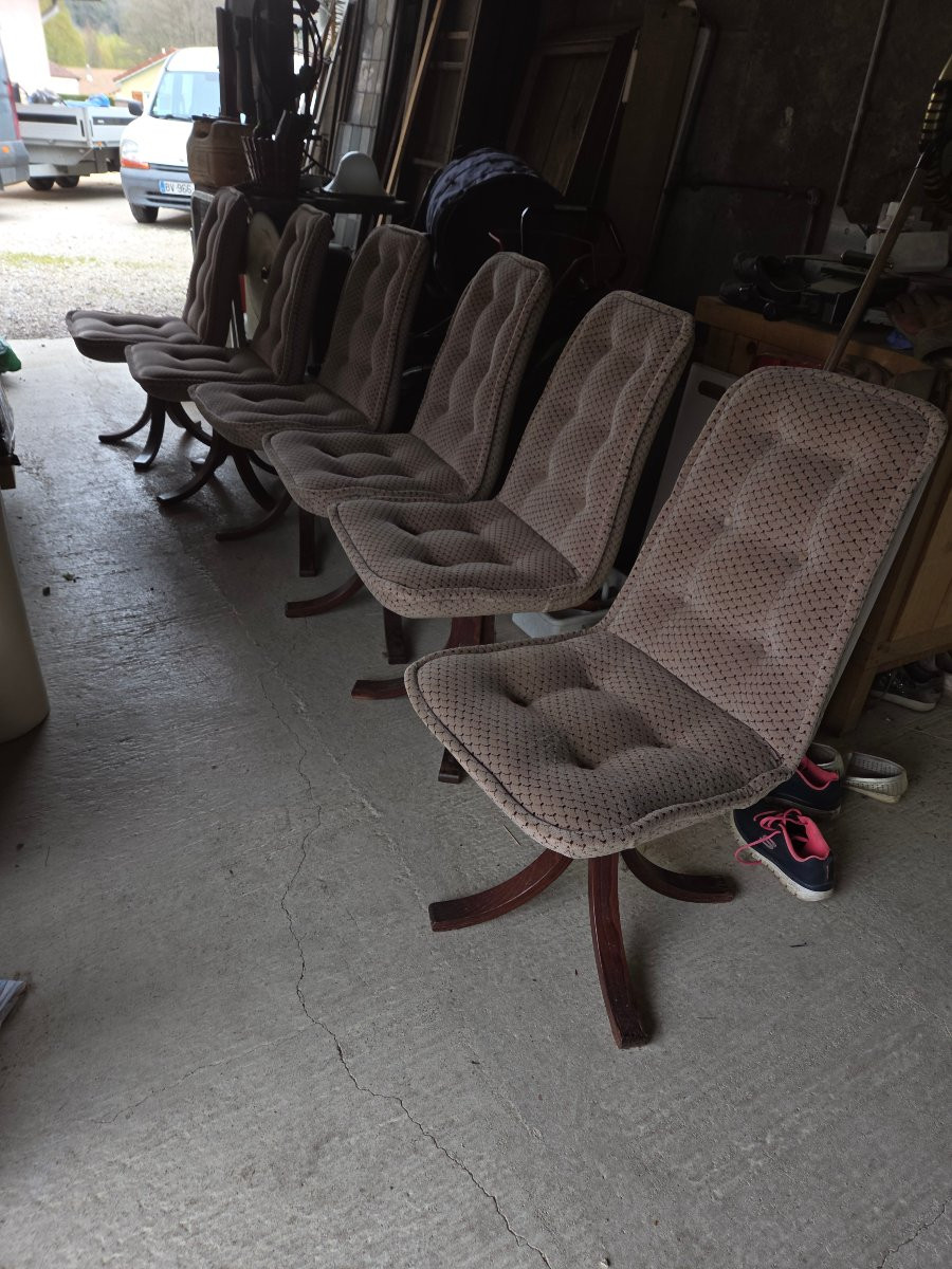 Scandinavian Table And 6 Swivel Chairs From The 70's-photo-8