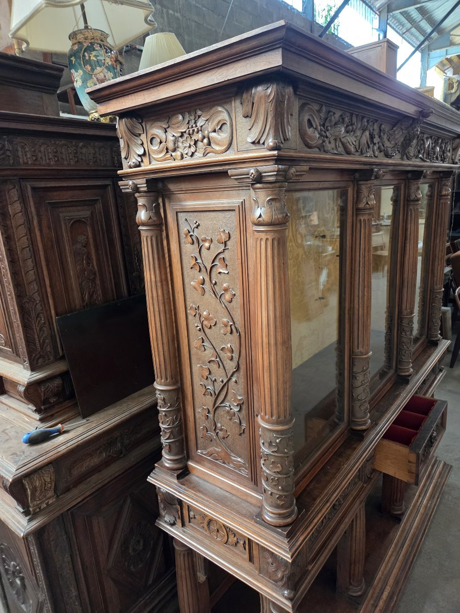 Richly Carved Renaissance Walnut Display Case Late 19th Early 20th Century-photo-3