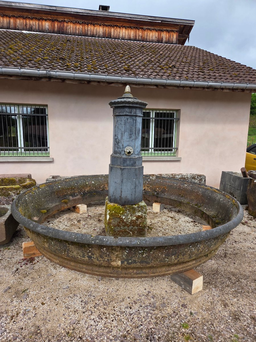 Fontaine en fonte provenant d'un parc d'un château du 19ème du sud de la Haute Saône -photo-4