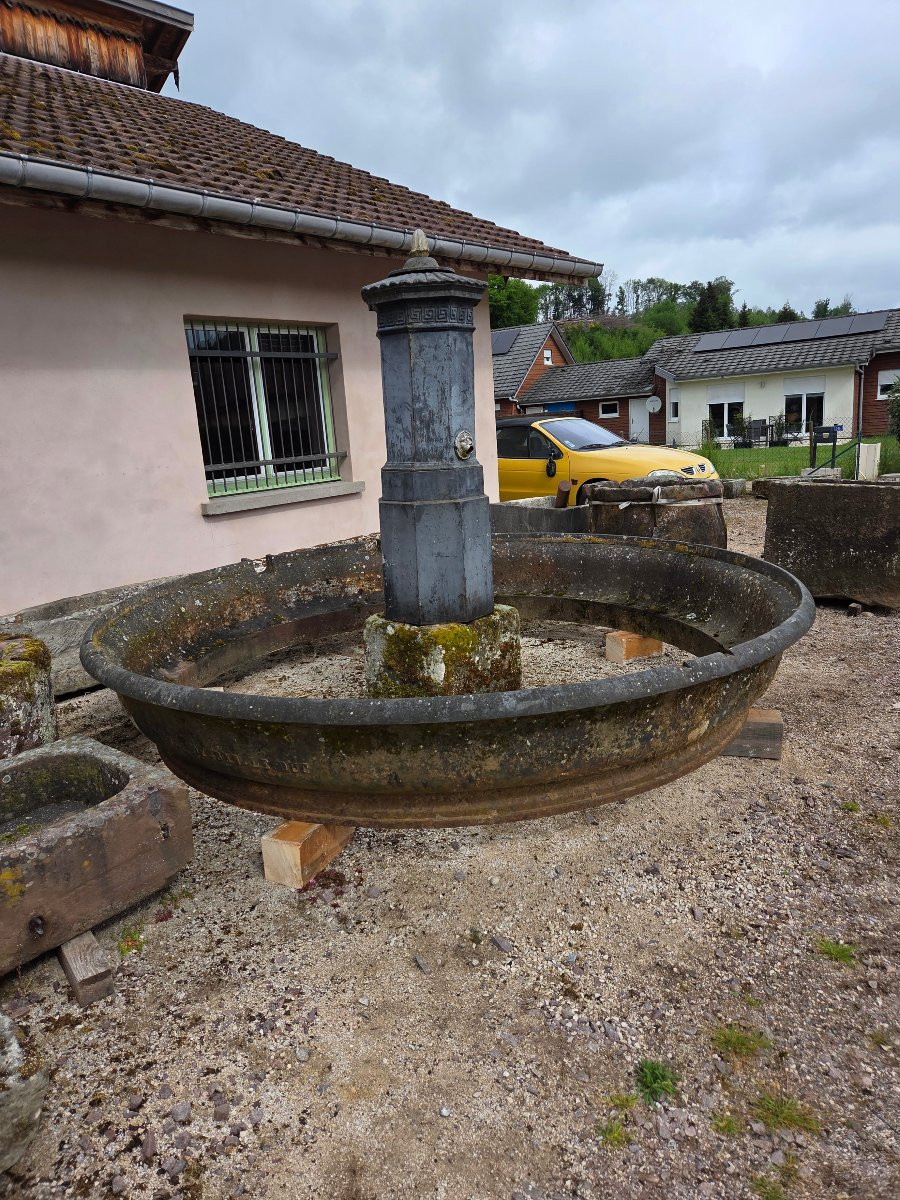 Fontaine en fonte provenant d'un parc d'un château du 19ème du sud de la Haute Saône -photo-5