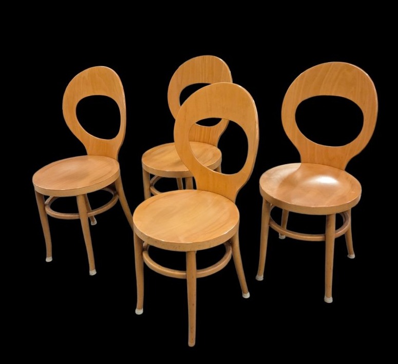 Set Of 4 Baumann Mouette Model Chairs In Honey-colored Beech Wood