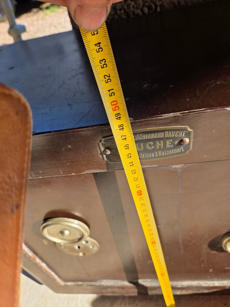 Small Bauche Safe From The Late 19th Century-photo-5