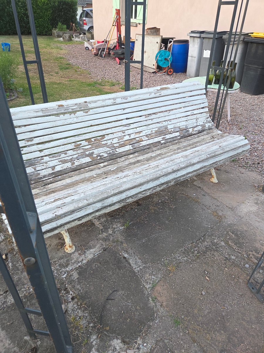 Late 19th-century Garden Bench With Cast-iron And Wood Base -photo-1
