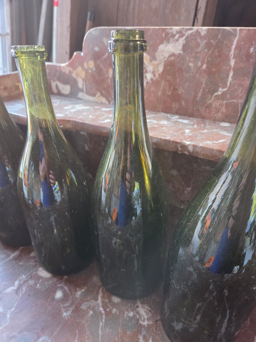 5 18th-century Hand-blown Glass Bottles (used For Brandy)-photo-3