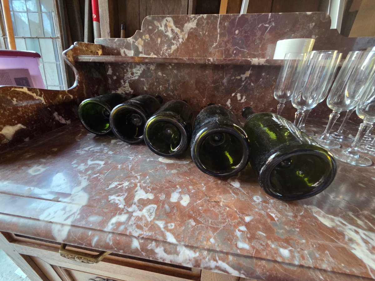 5 18th-century Hand-blown Glass Bottles (used For Brandy)-photo-1