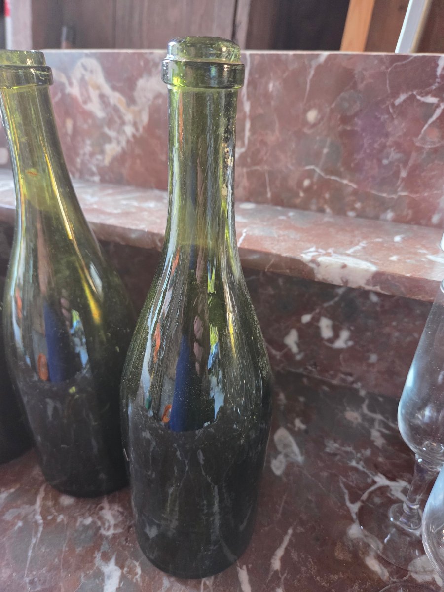 5 18th-century Hand-blown Glass Bottles (used For Brandy)-photo-5