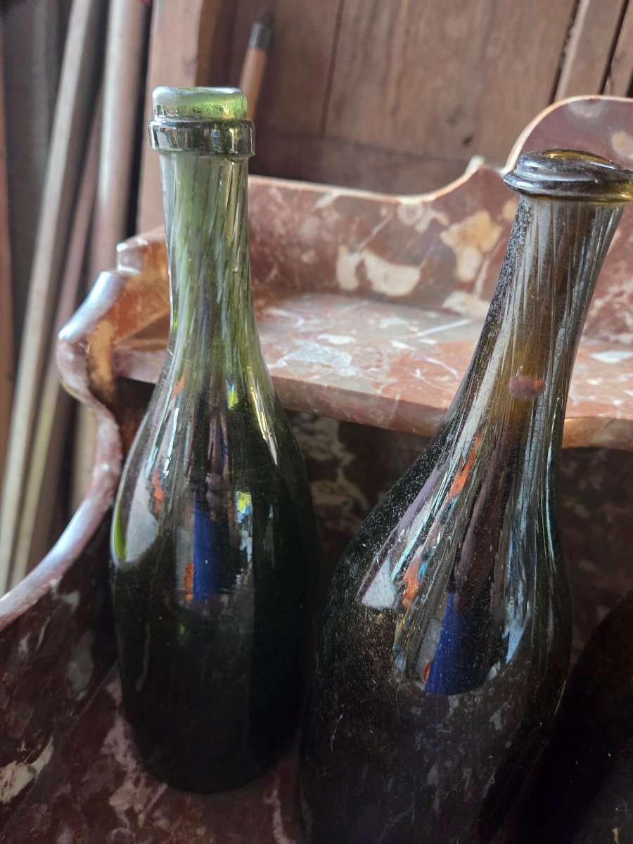 5 18th-century Hand-blown Glass Bottles (used For Brandy)-photo-7