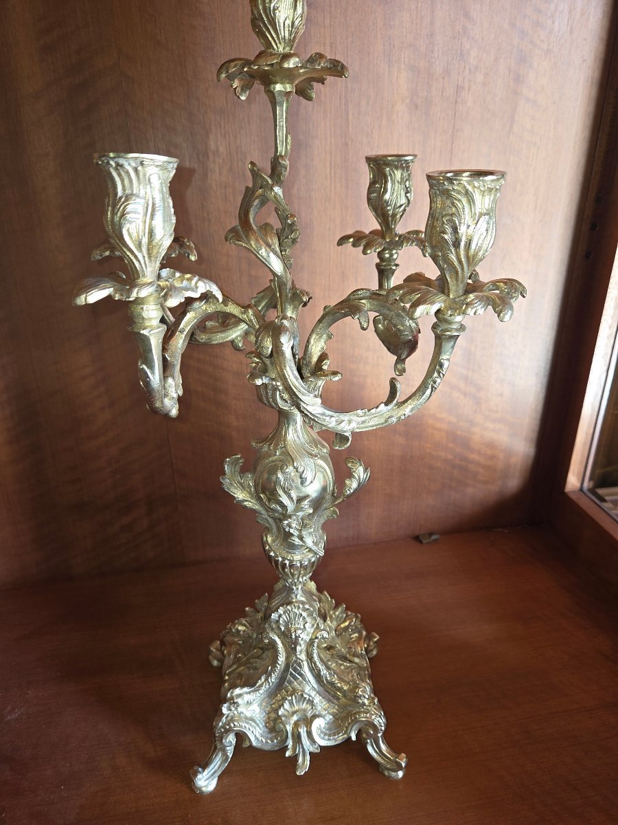 Paire de chandelier louis XV d'epoque napoleon III  En bronze-photo-2