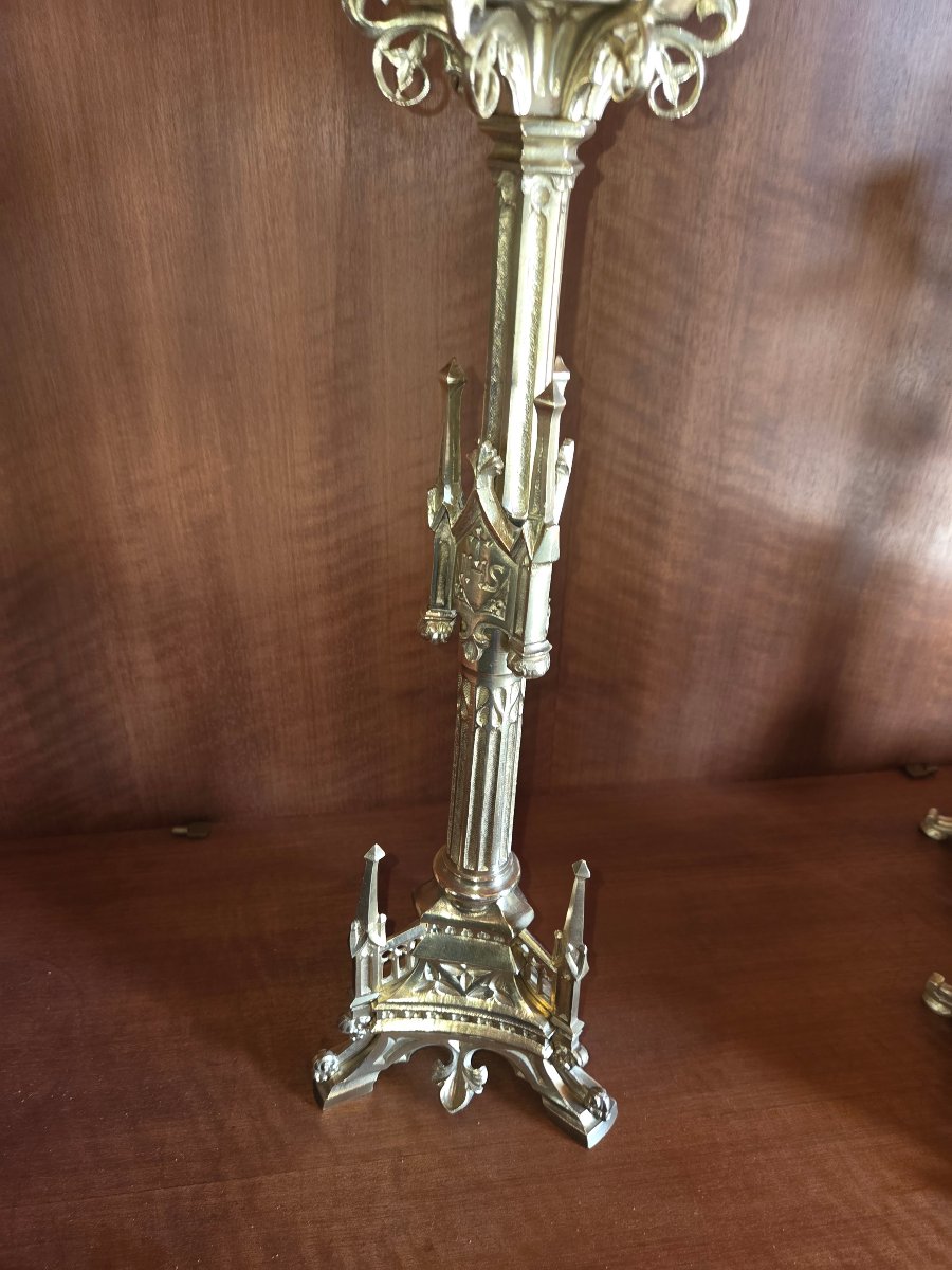 Pair Of 19th-century Gothic-style Bronze Candlesticks -photo-2