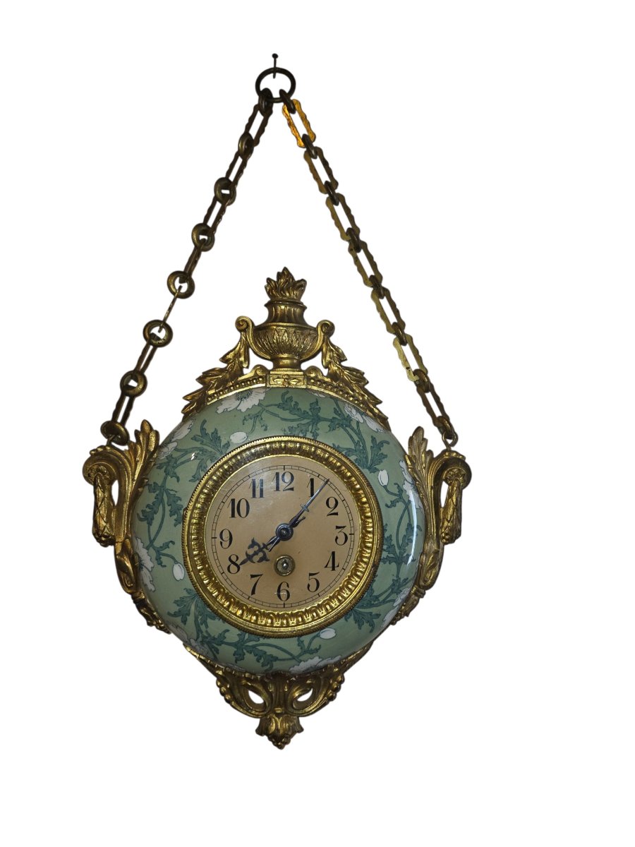 Cartel d'applique dite horloge boulangère de la fin du 19eme 