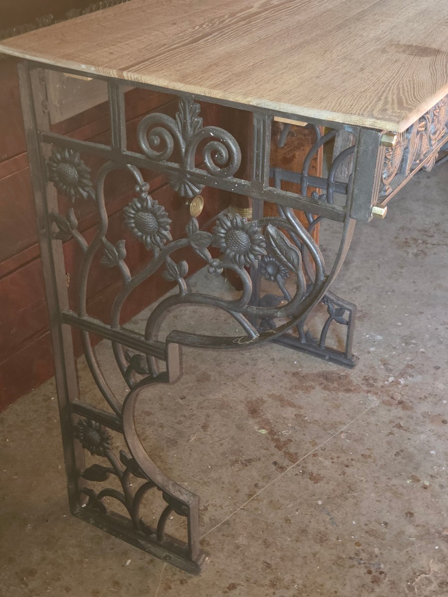 Cast-iron Console Table With Floral Decoration And An Oak Top From The 1900s-photo-4