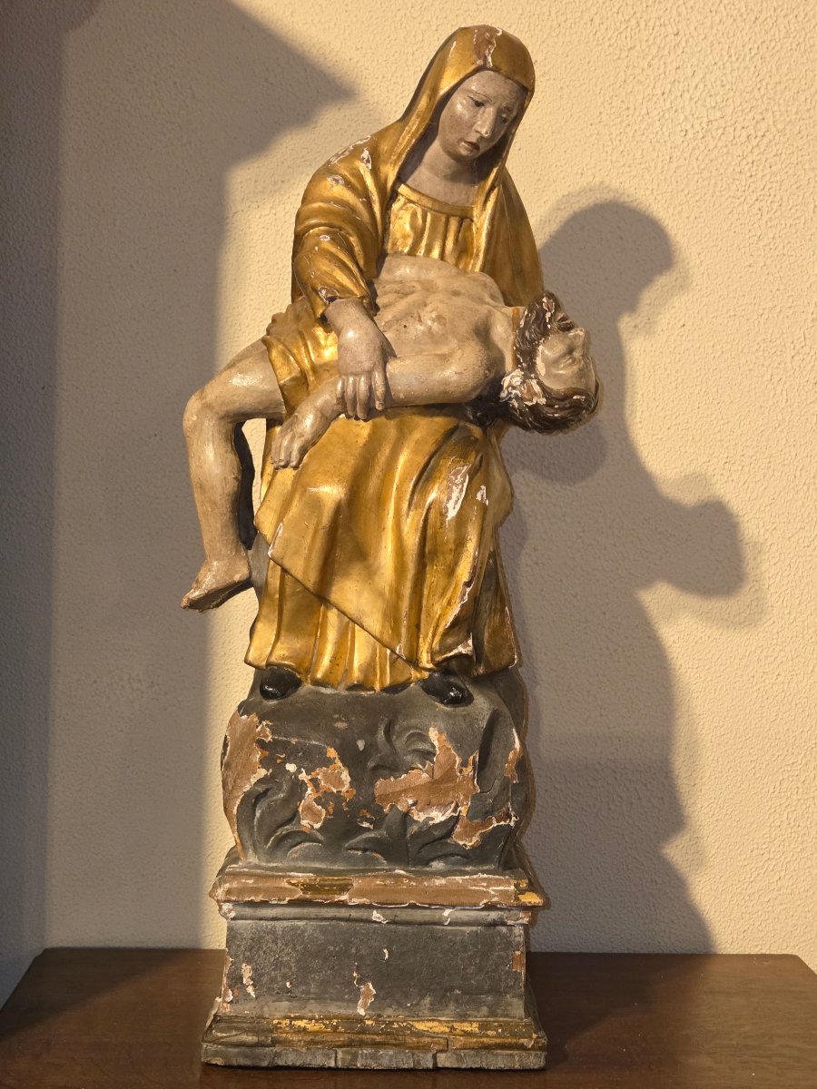 18th-century Pietà In Gilded And Polychrome Wood -photo-3
