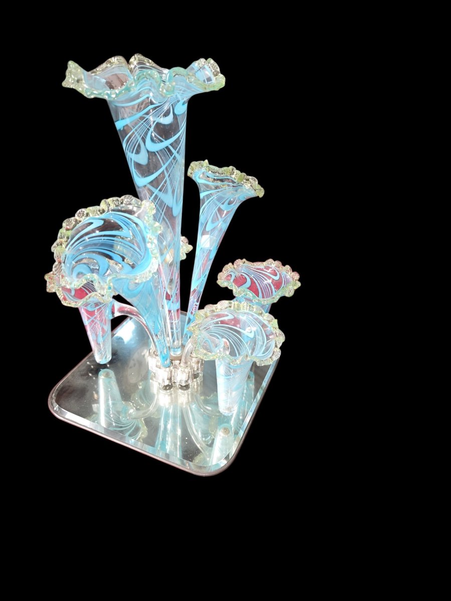 Centerpiece Or Antique Tulip Vase With Multiple Blue-and-white Art Glass Cups, Late 19th