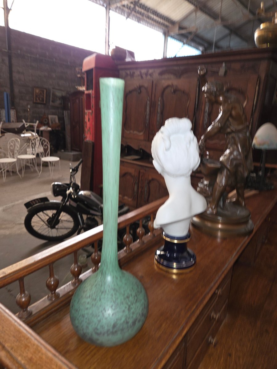 Grand vase berluze en pâte de verre  mormoréen vert. Signé A Delatte des années 30-photo-4