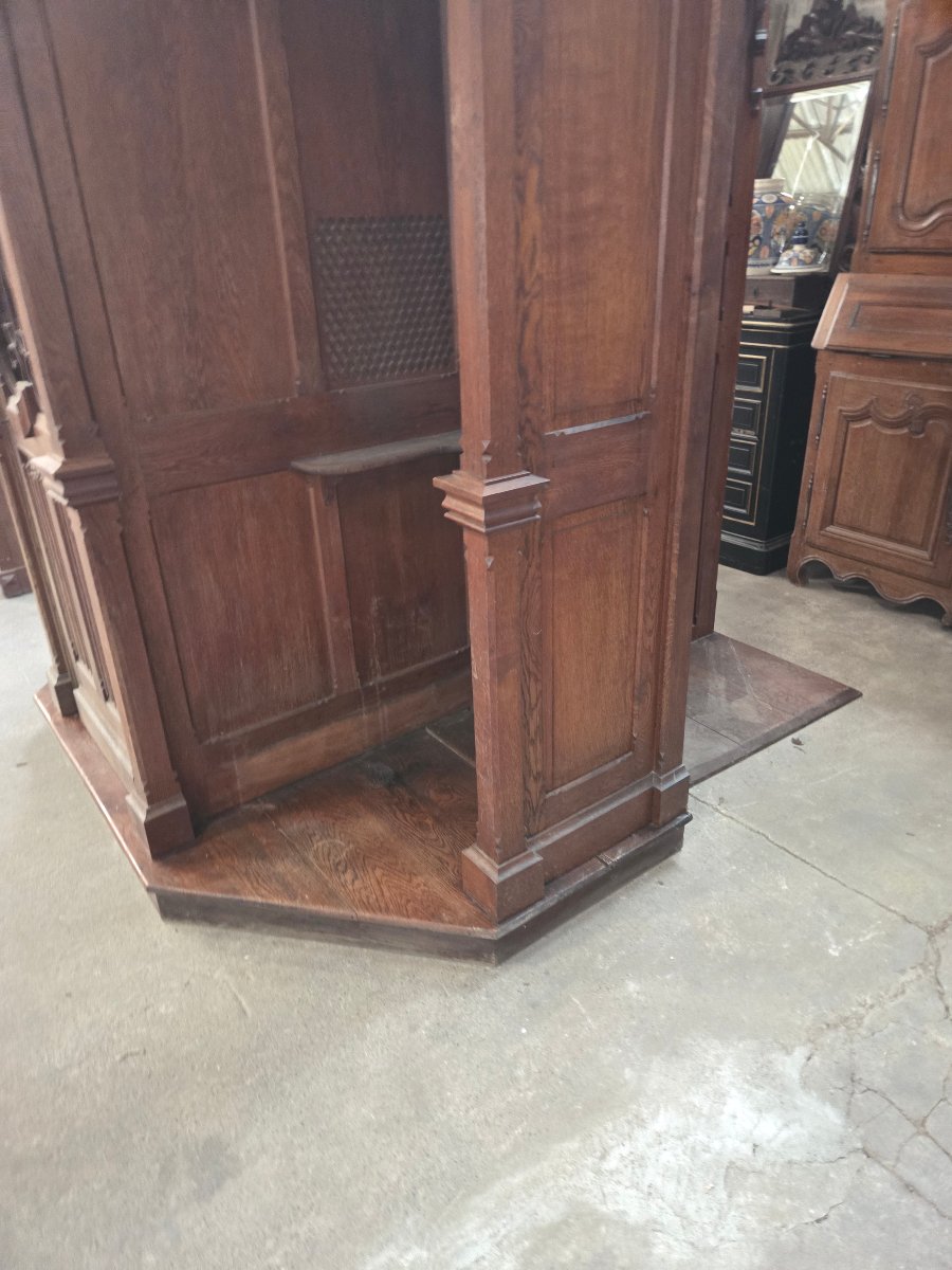 Late 19th-century Gothic Oak Confessional From A Convent In The Vosges -photo-4