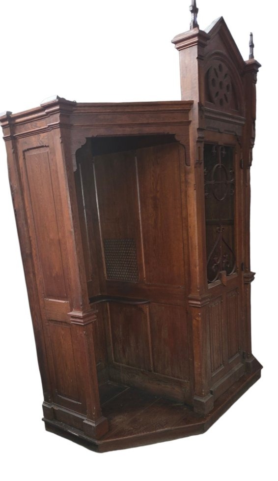 Late 19th-century Gothic Oak Confessional From A Convent In The Vosges 