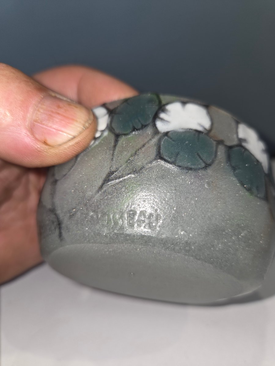 Bonbonnière en pâte de verre modele monnaie du pape signee argy Rousseau -photo-4