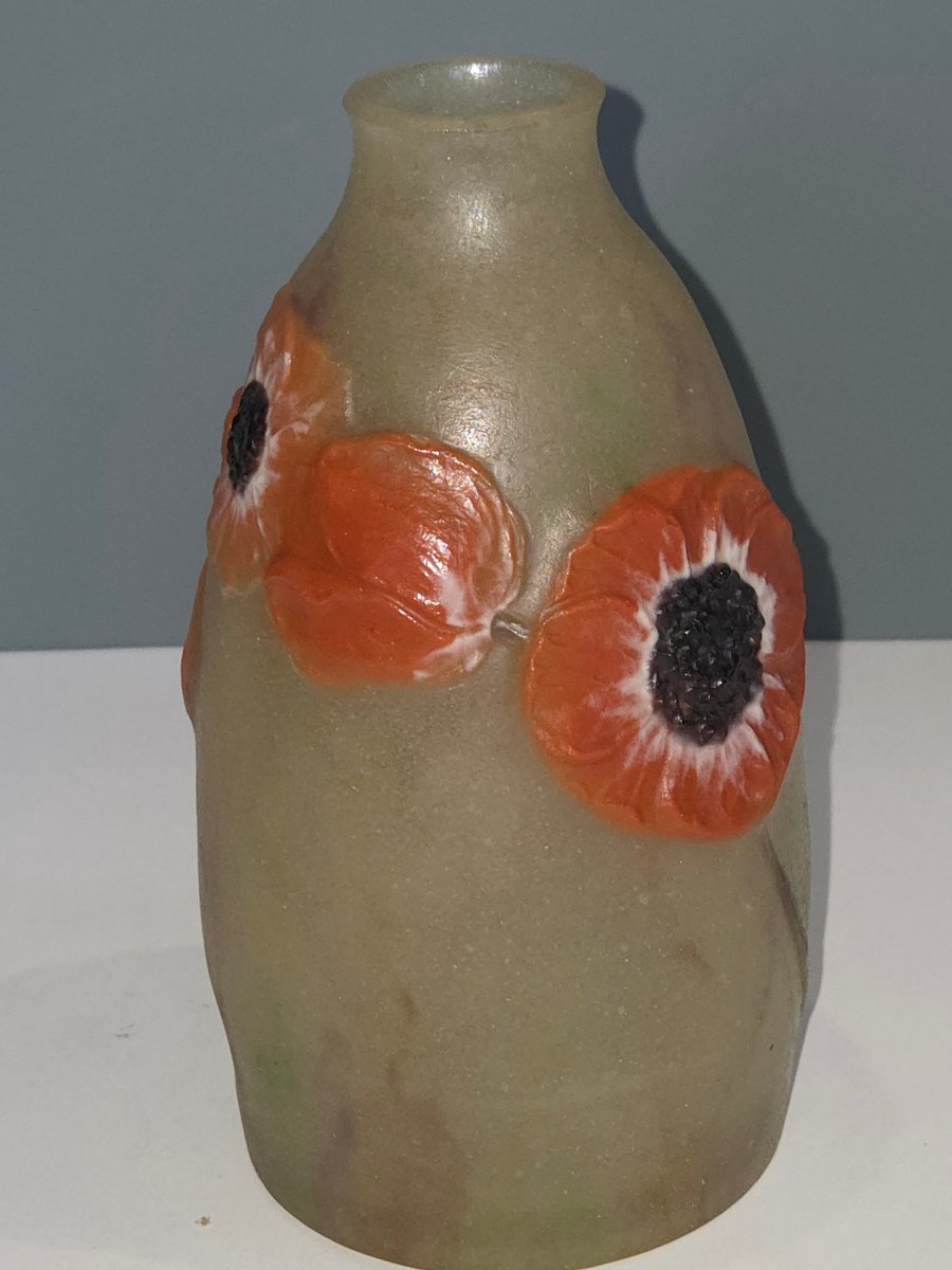 Vase aux anémone en verre multicouchrs de Gabriel ARGY-ROUSSEAU 