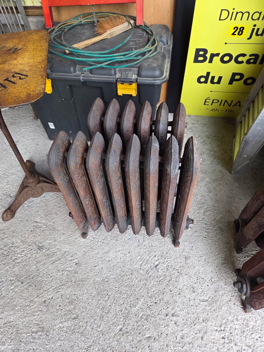 4 radiateurs fleuris en fonte debut 1900 allant sous les fenêtres -photo-2