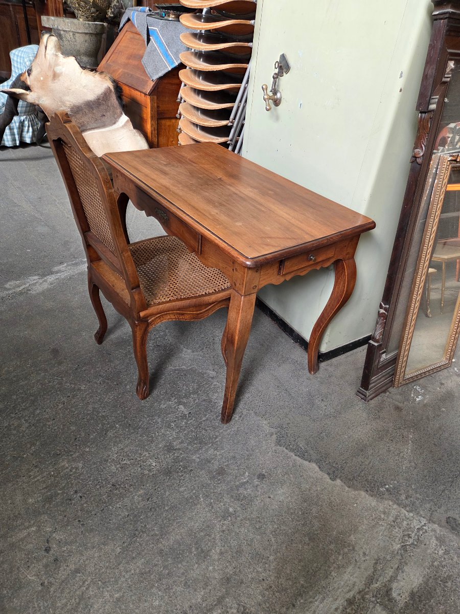 18th-century Louis XV Walnut Desk -photo-3