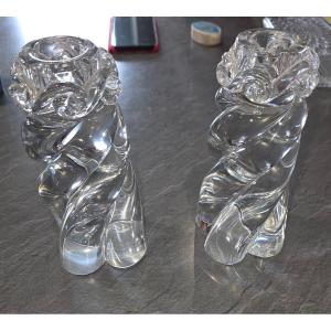 Paire de bougeoirs en cristal de Baccarat des années 50 modèle Aladin