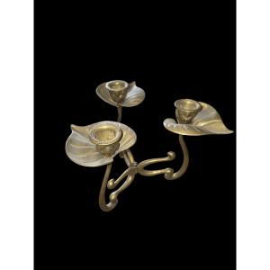 Bougeoir art nouveau en bronze a 3 branches 