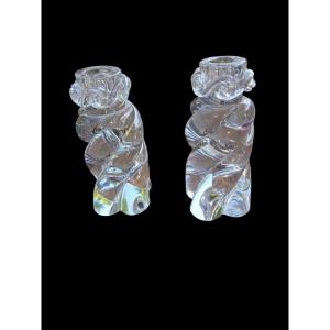Paire de bougeoirs en cristal de Baccarat des années 50 modèle Aladin