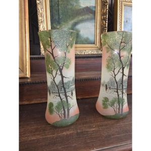 Paire de vases en verre émaillé de Legras (non signés)