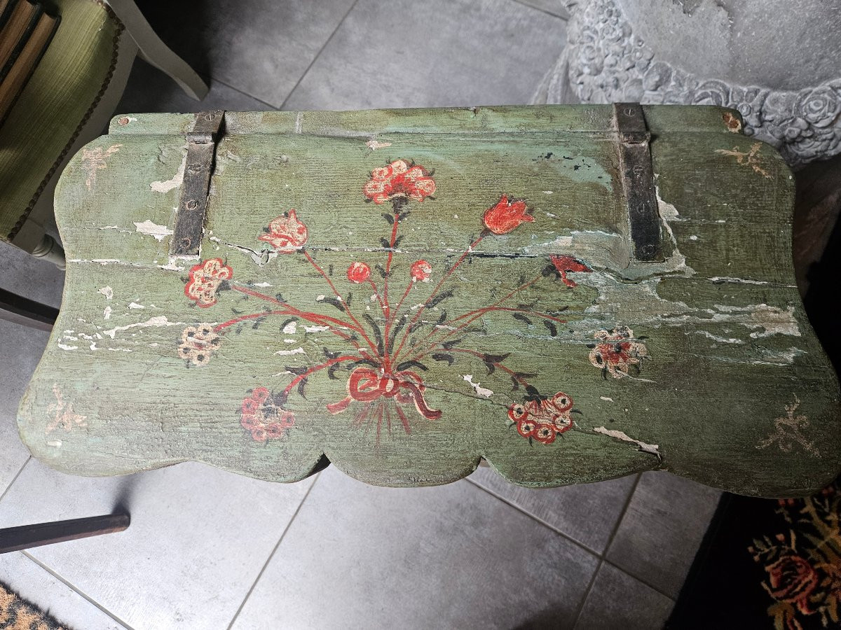  18th Century Alsatian Painted Chest-photo-4