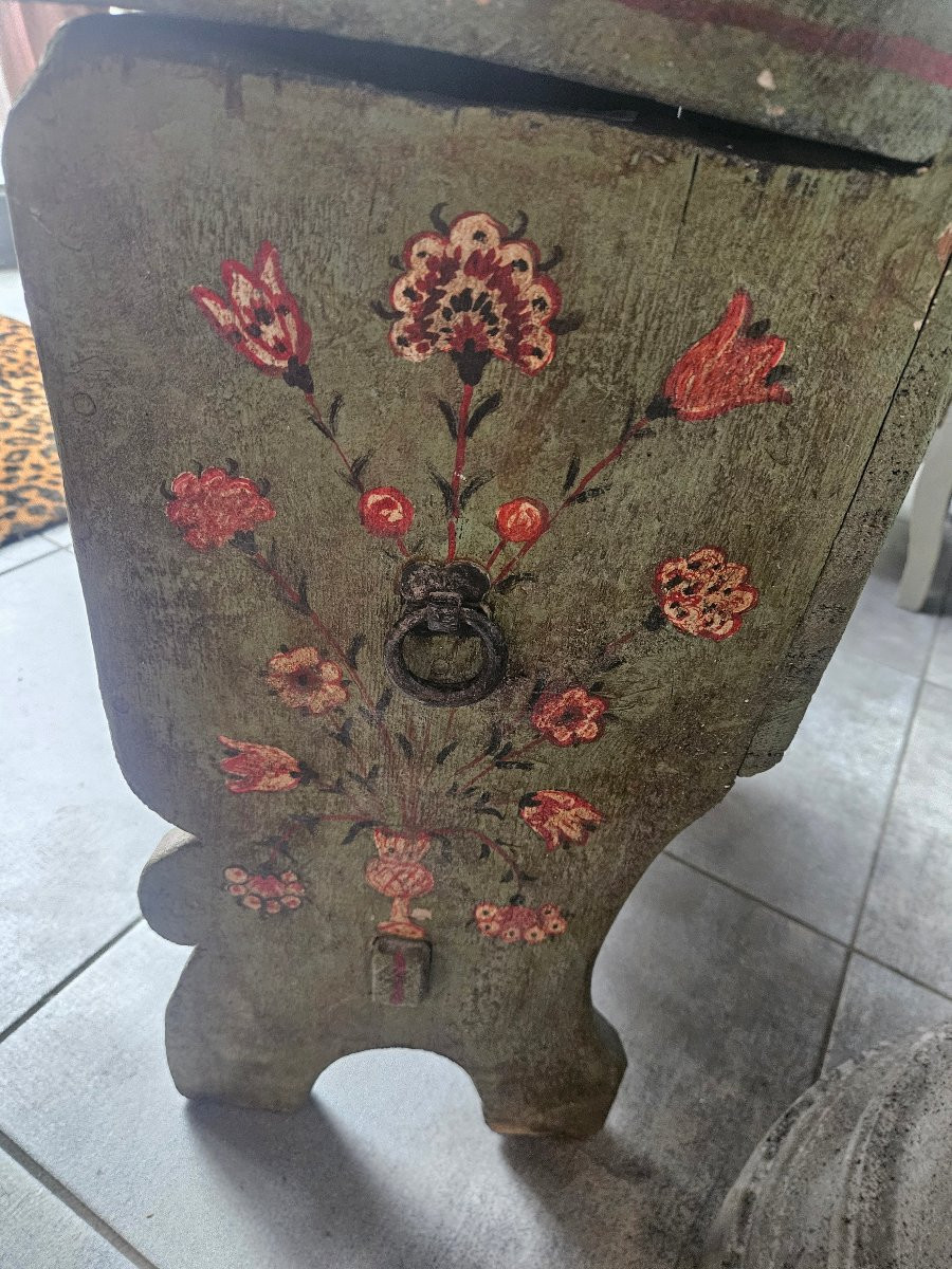  18th Century Alsatian Painted Chest-photo-5