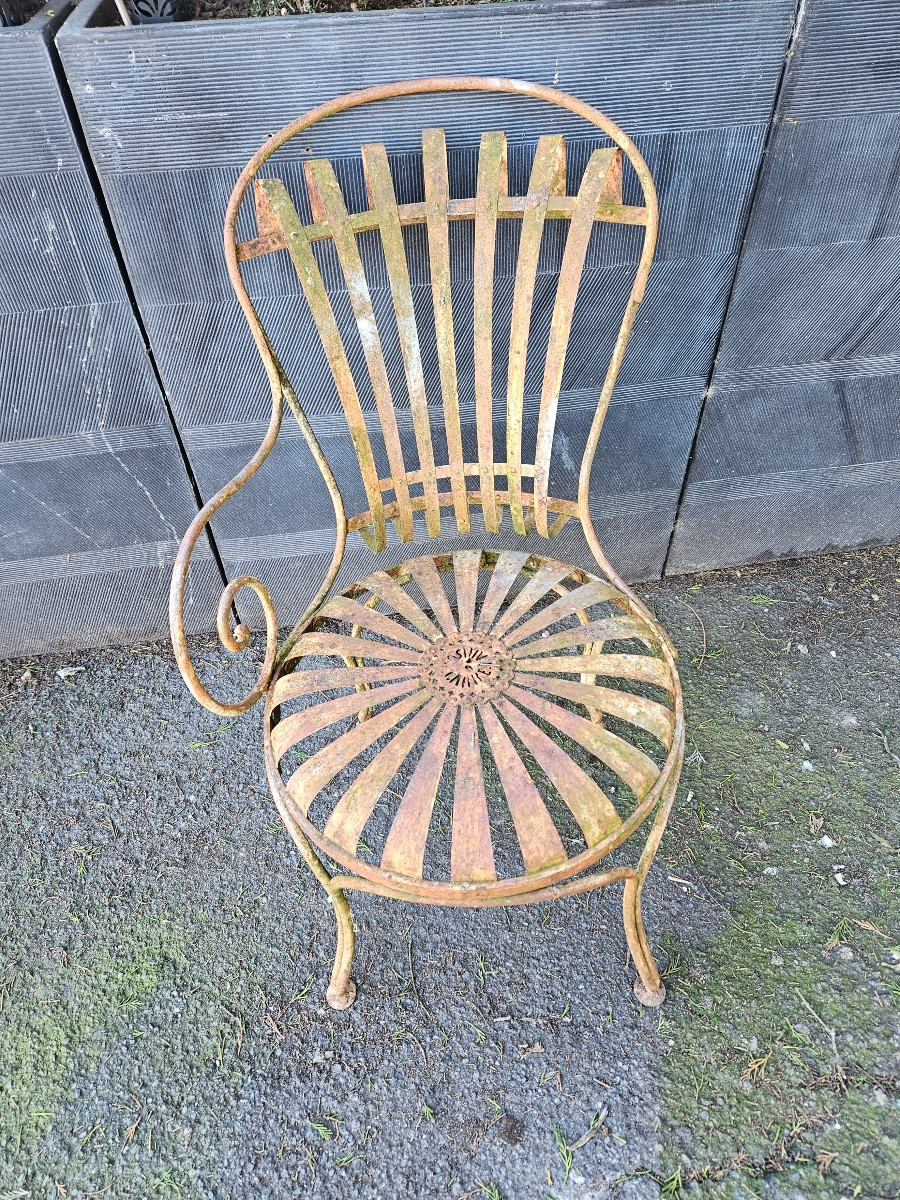 Fauteuil de jardin en fer  Carré 