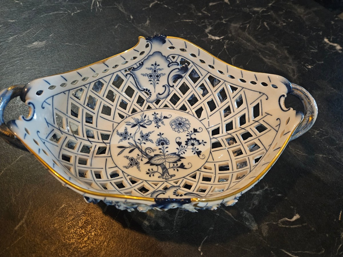 Coupe a fruits  en porcelaine  de Meissen  oignon bleu -photo-2