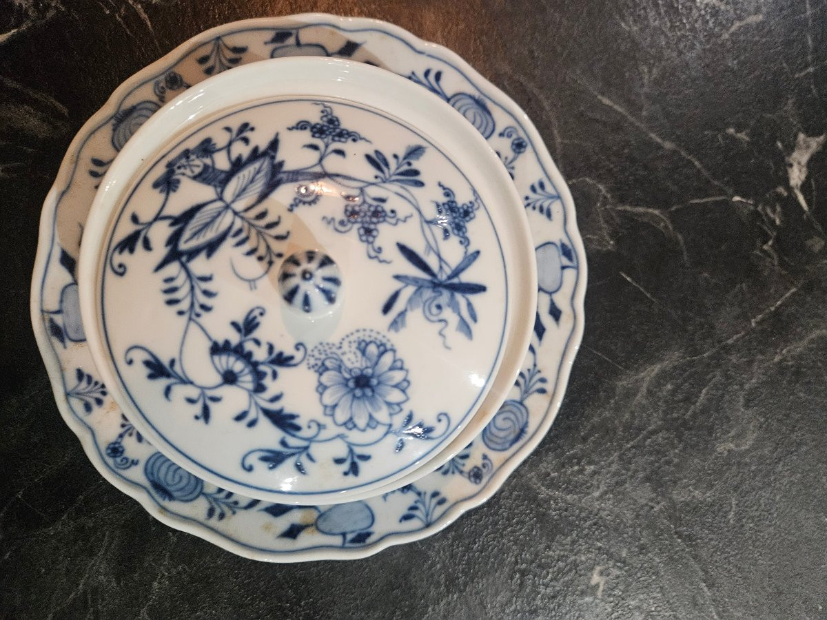 Beurrier en porcelaine de Meissen modèle oignon bleu -photo-8