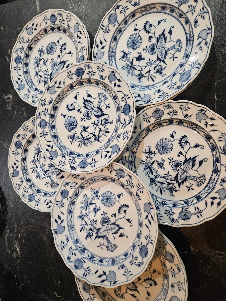 12 assiettes  en porcelaine de Meissen modèle oignon bleu -photo-6