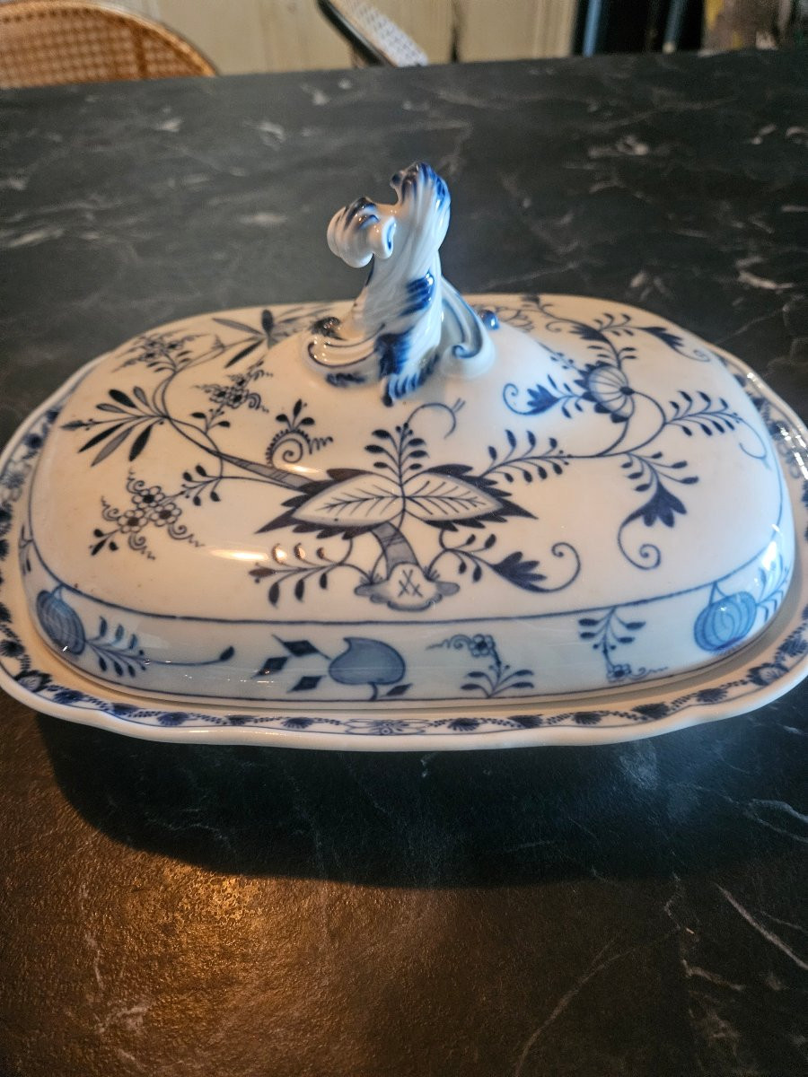Legumier en porcelaine de Meissen modèle oignon bleu -photo-8