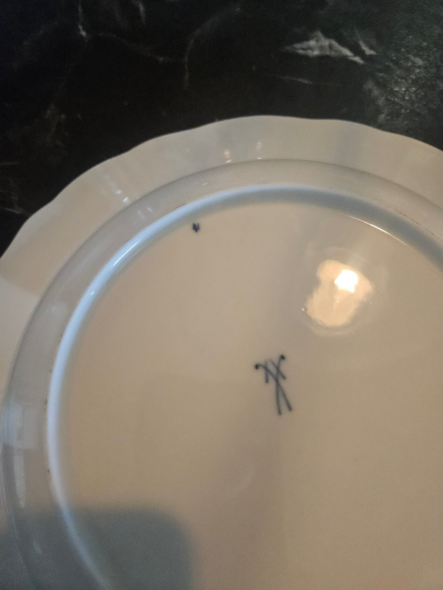 Paire de plat de service en porcelaine de Meissen modèle oignon bleu -photo-2