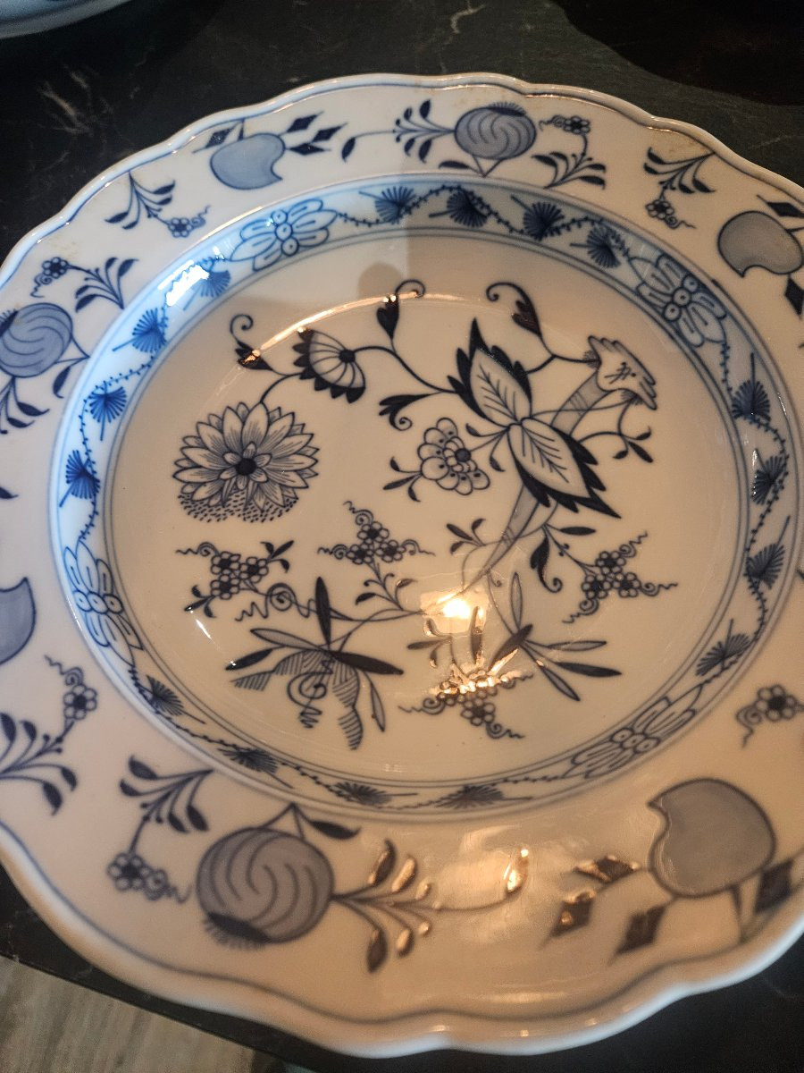 Paire de plat de service en porcelaine de Meissen modèle oignon bleu -photo-6