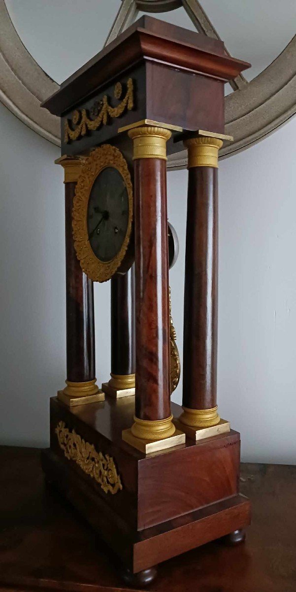 Portico And Gilt Bronze Clock-photo-3