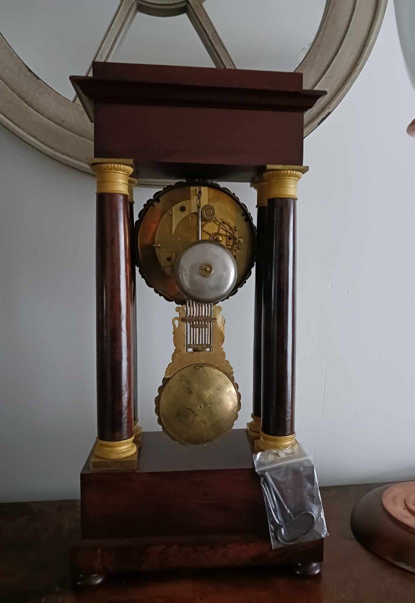 Portico And Gilt Bronze Clock-photo-3